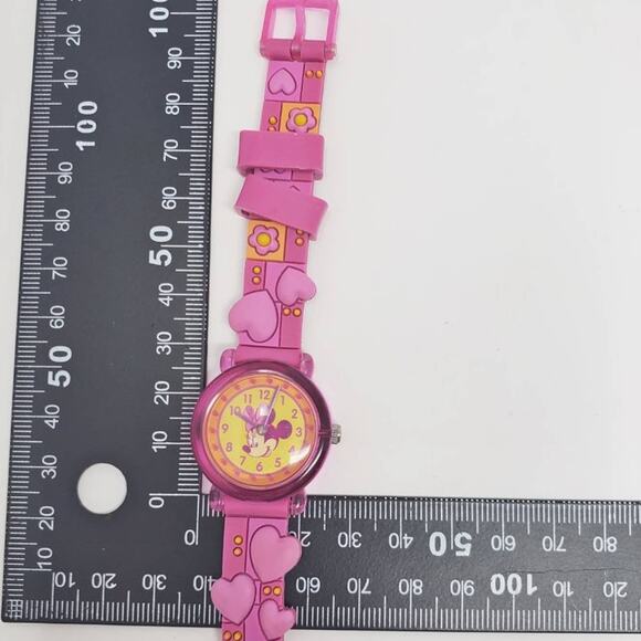 Vintage Disney Minnie Mouse Pink Hearts Watch - Picture 13 of 13